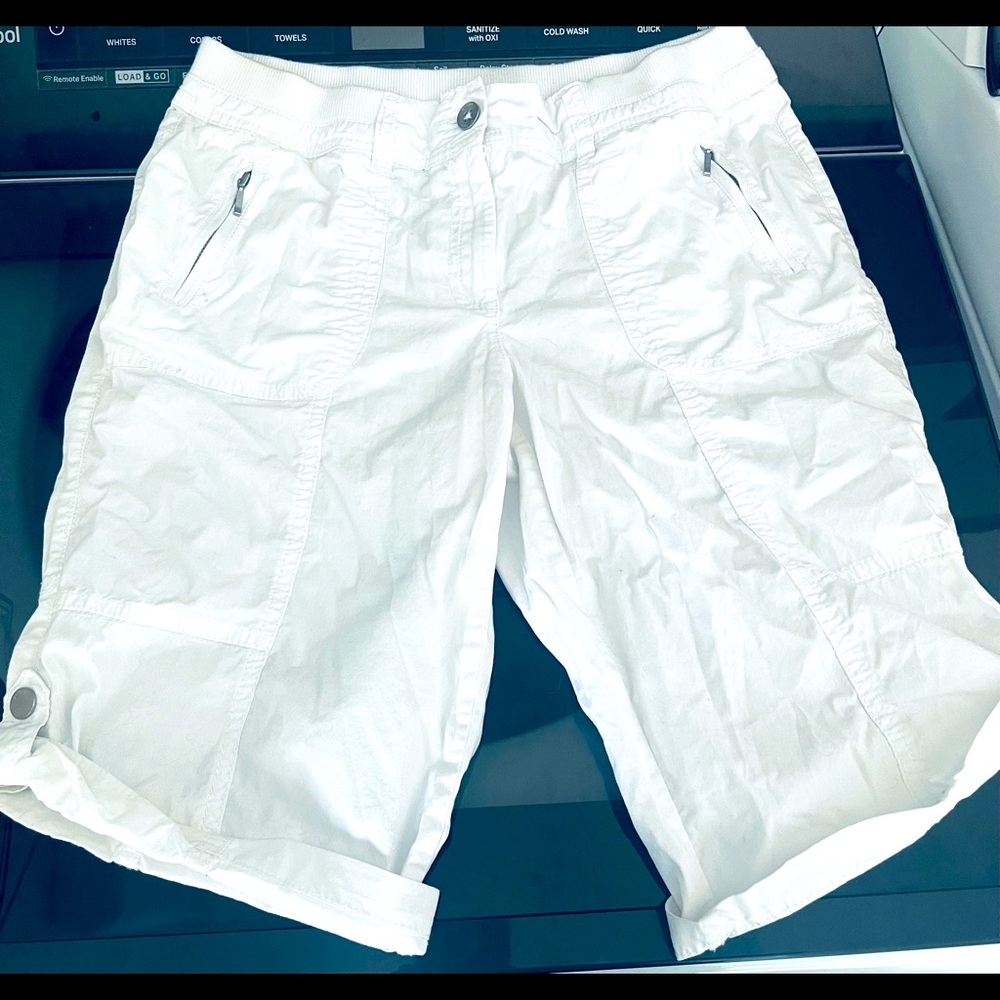 Chico size 00 capri’s